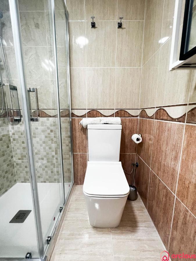 Modern Apartment In Front Of The Mediterranean โอโรเปซาเดลมาร์ ภายนอก รูปภาพ